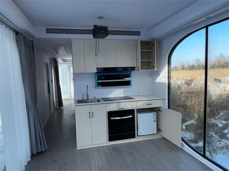 Capsule space houses