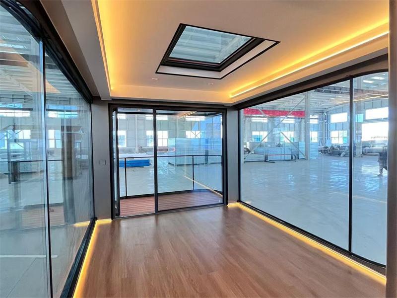 Capsule space houses