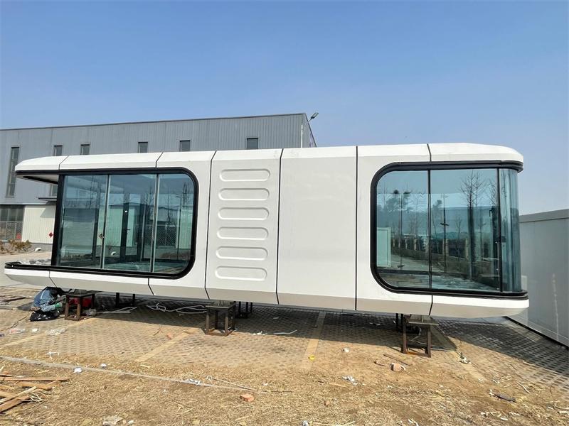 Capsule space houses