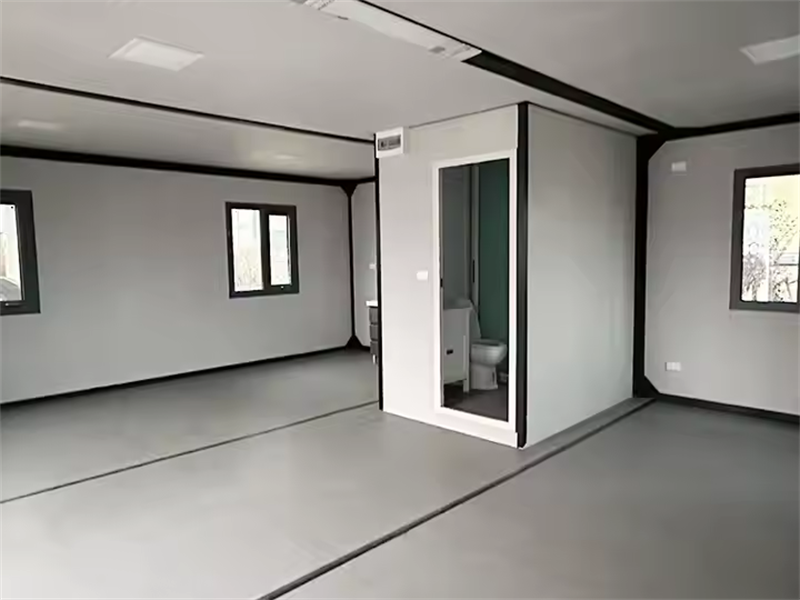 Expanding container houses